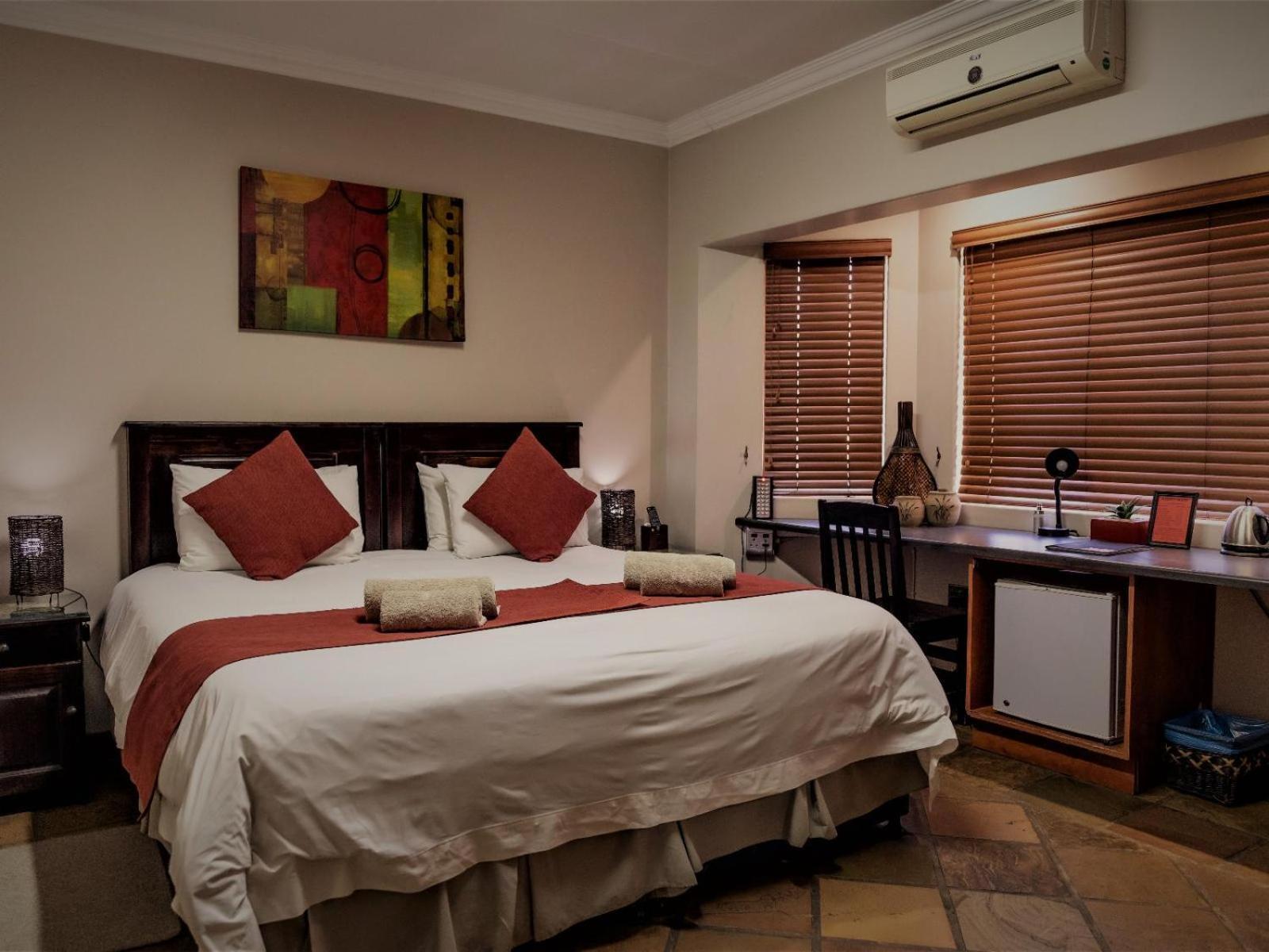 The Orion Hotel Миделбург Стая снимка